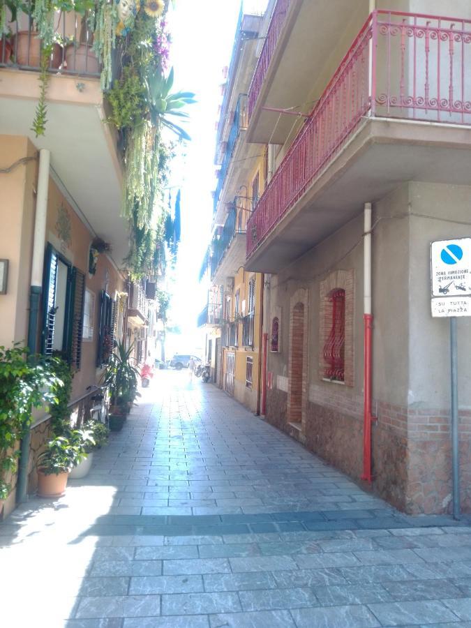 Vacanza Taormina Mare Mazzeo Exteriér fotografie